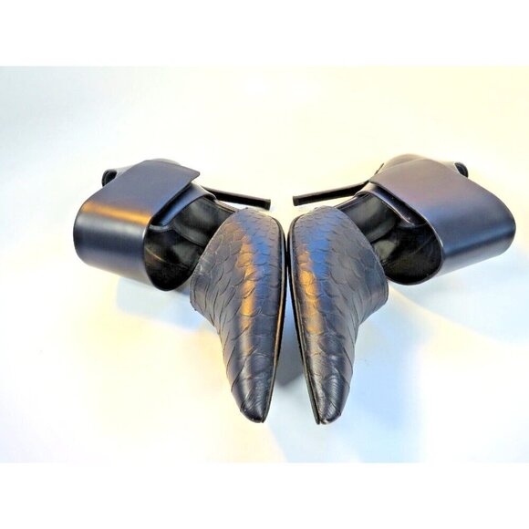 VINCE. Capri Blue Leather Heels Pointy Toe Wide Straps Women's Stilettos Sz 8.5 - Picture 7 of 11